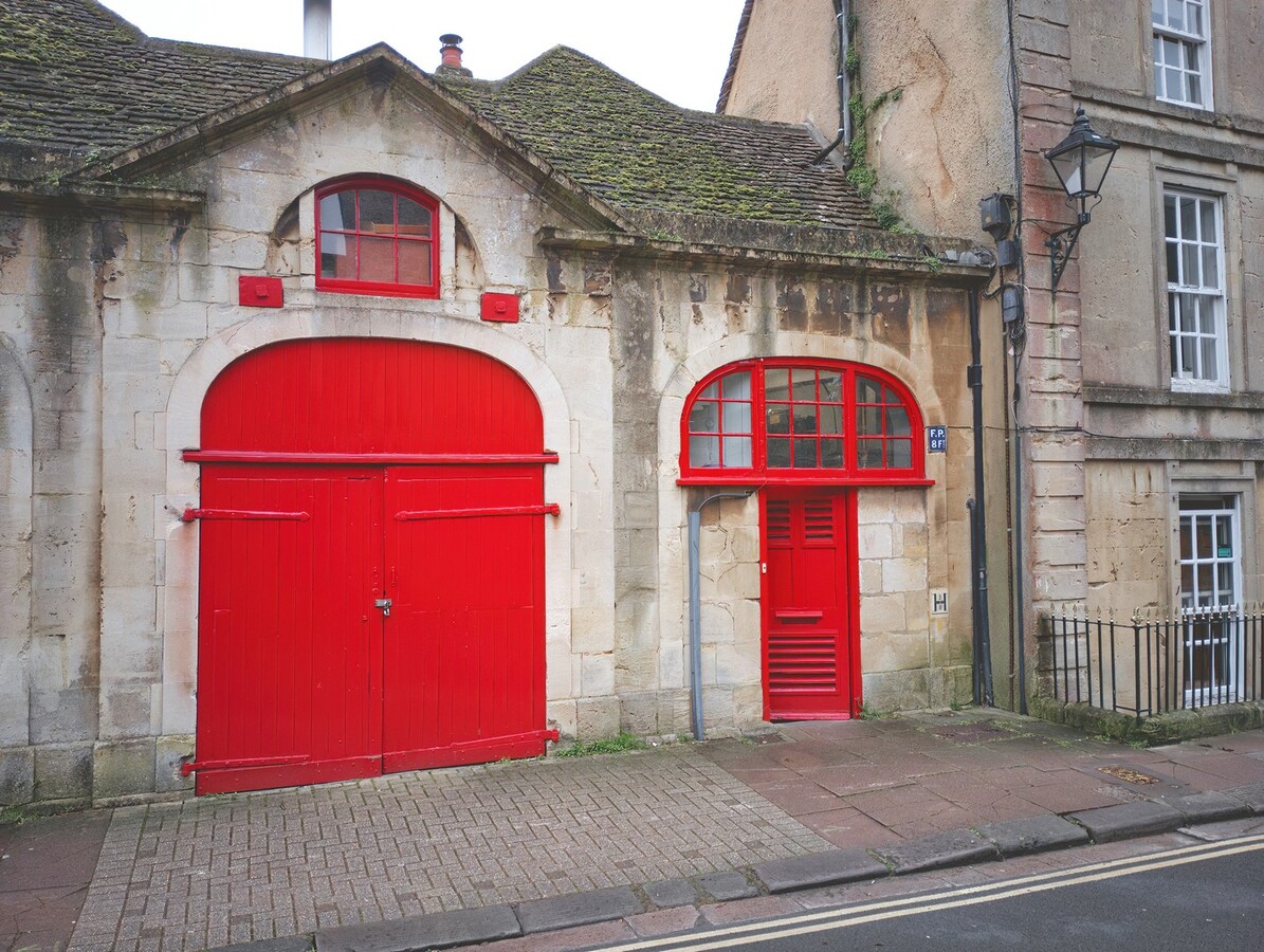 Red doors, Mary St. Chippenham